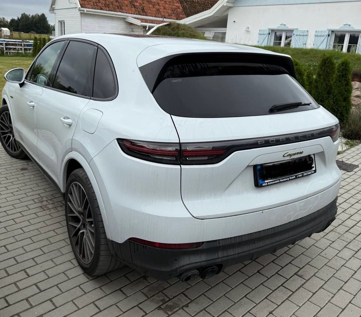 Porsche Cayenne E-Hybrid Platinum Edition