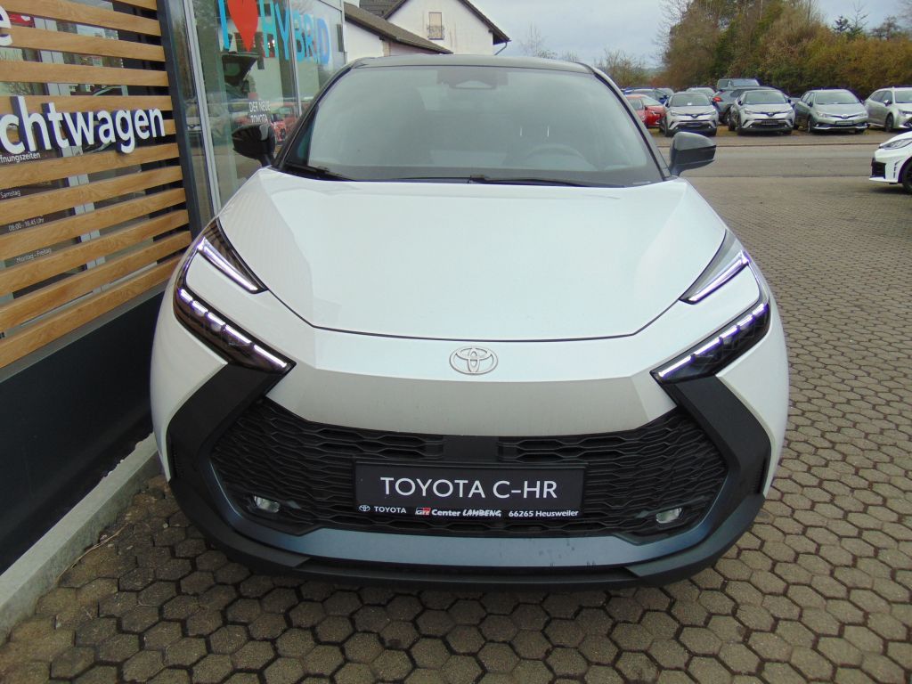 Toyota C-HR 2.0 Hybrid Team Deutschland