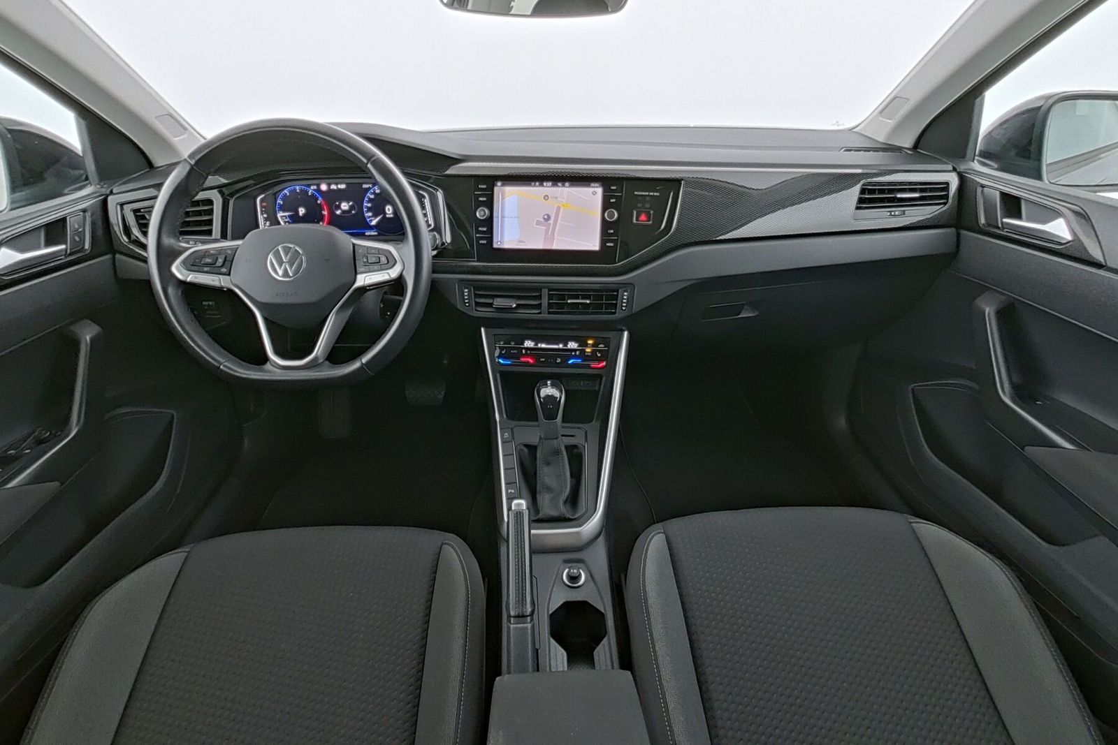 Volkswagen Taigo 1.0 TSI Life - Samsaru's Car Outlet