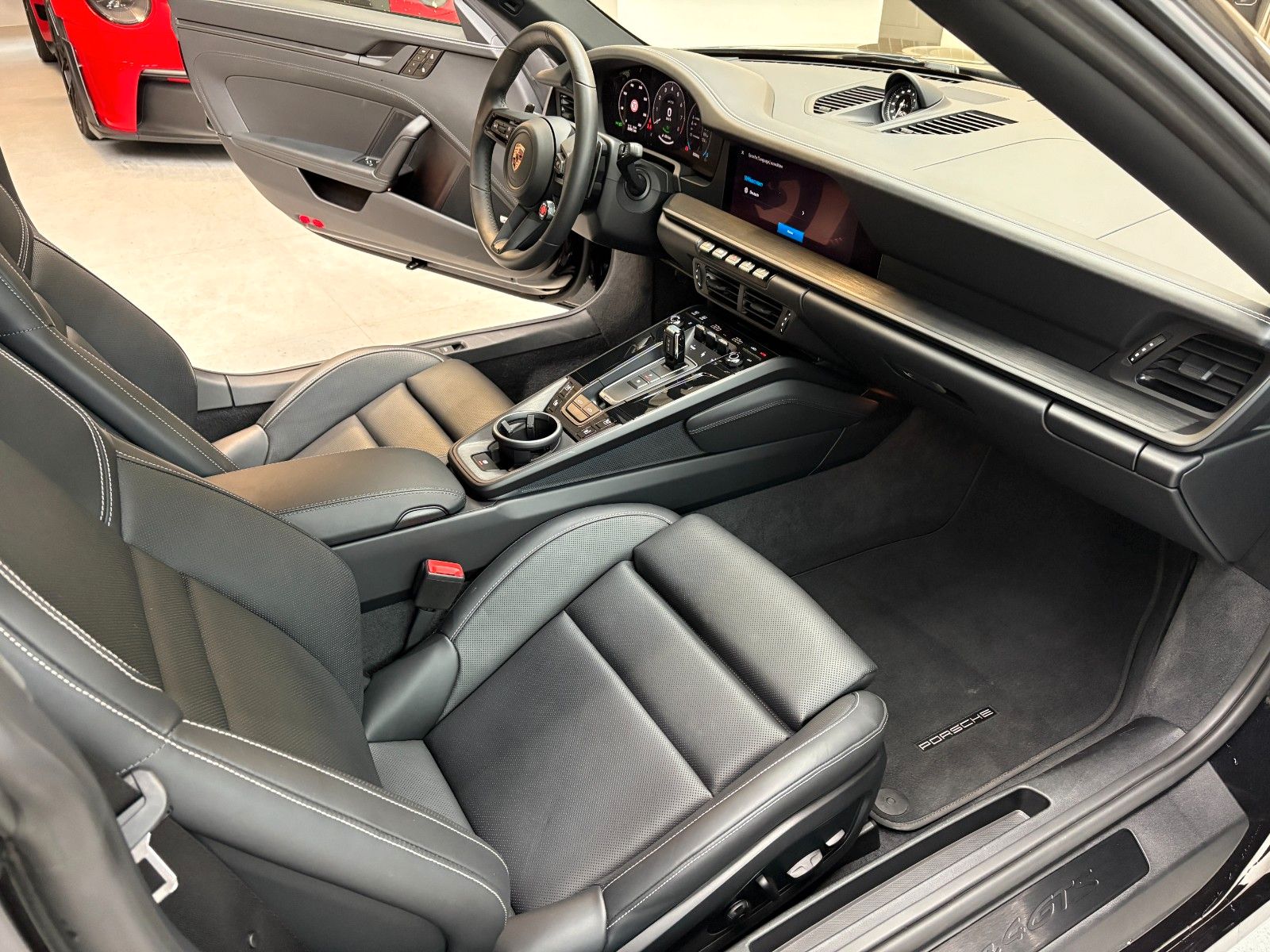 Porsche 992.2 Targa GTS 4/BOSE/Sport Chrono/Lifting