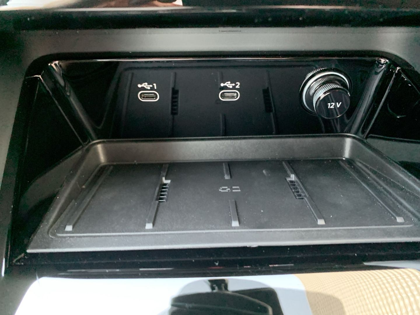 Audi Q5 TFSI quattro Stronic+edition one - Samsaru's Car Outlet
