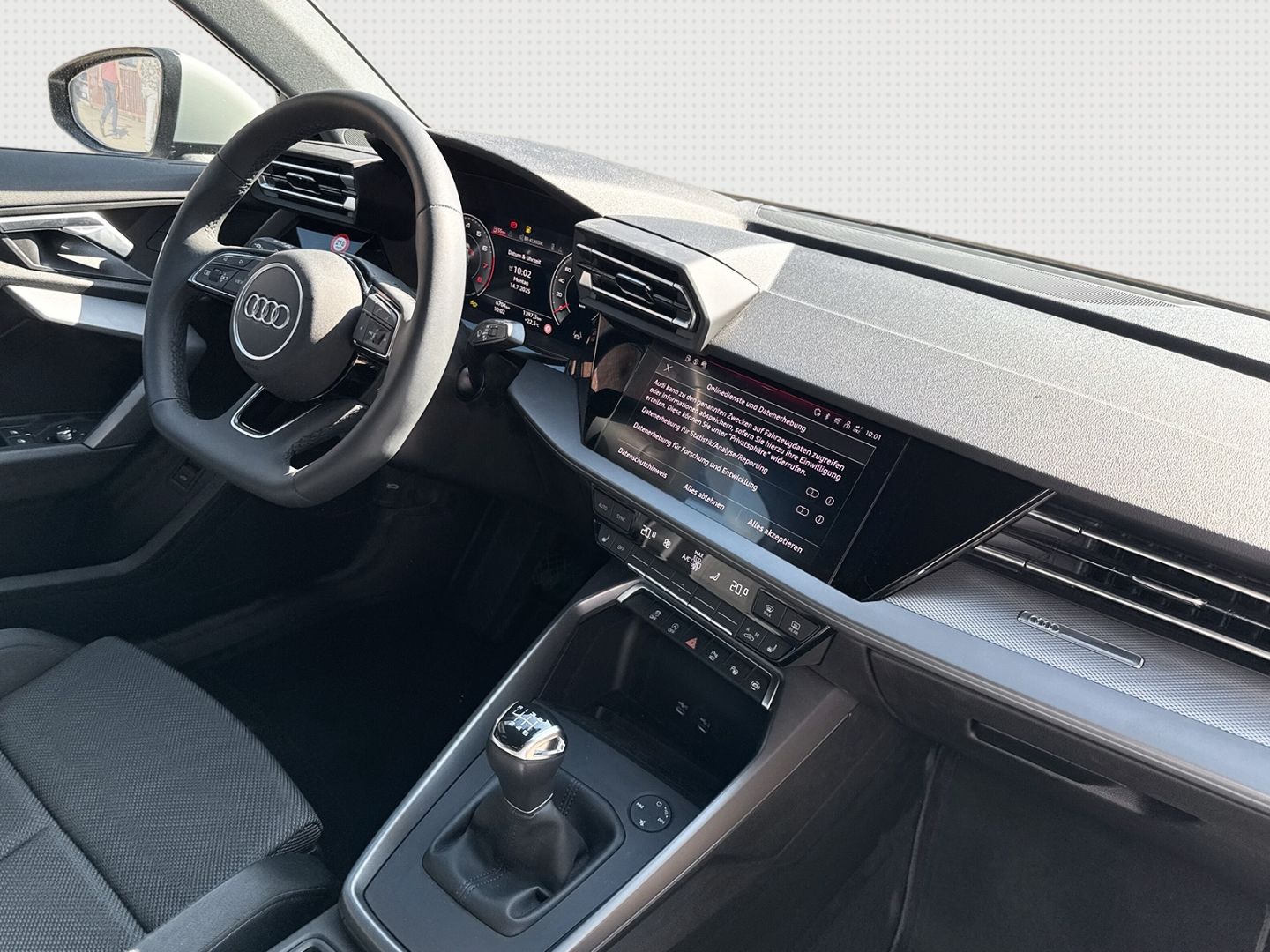 Audi A3 Sportback Advanced 35 TFSI - Samsaru's Car Outlet