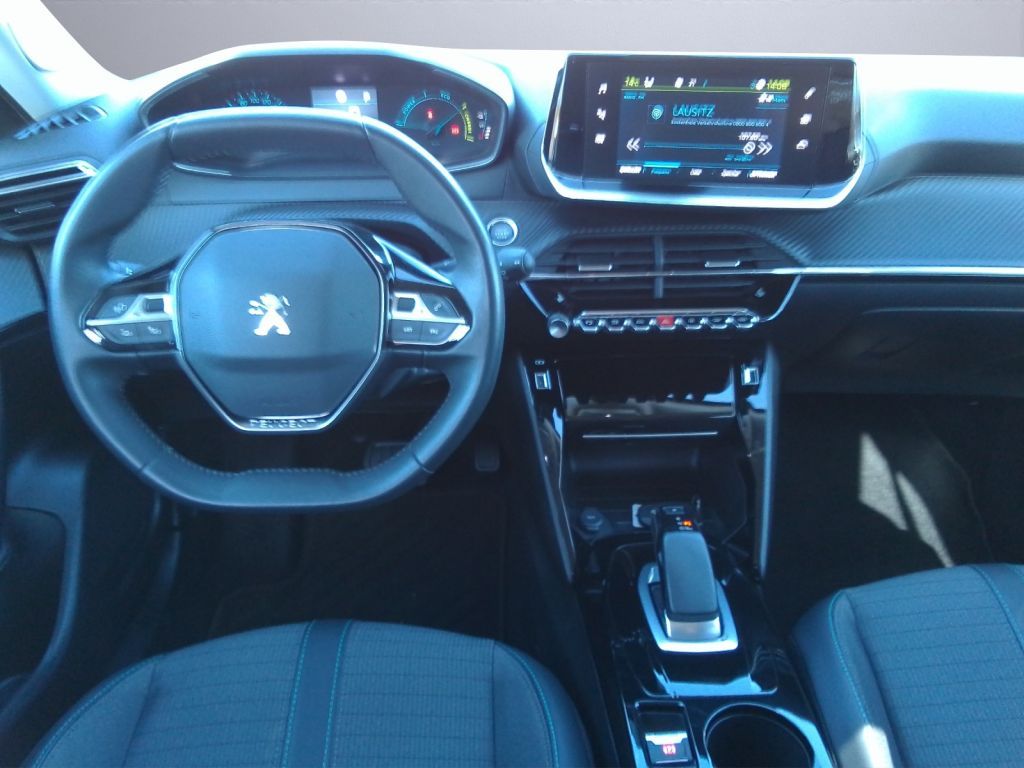 Peugeot 2008 Elektro Allure - Samsaru's Car Outlet