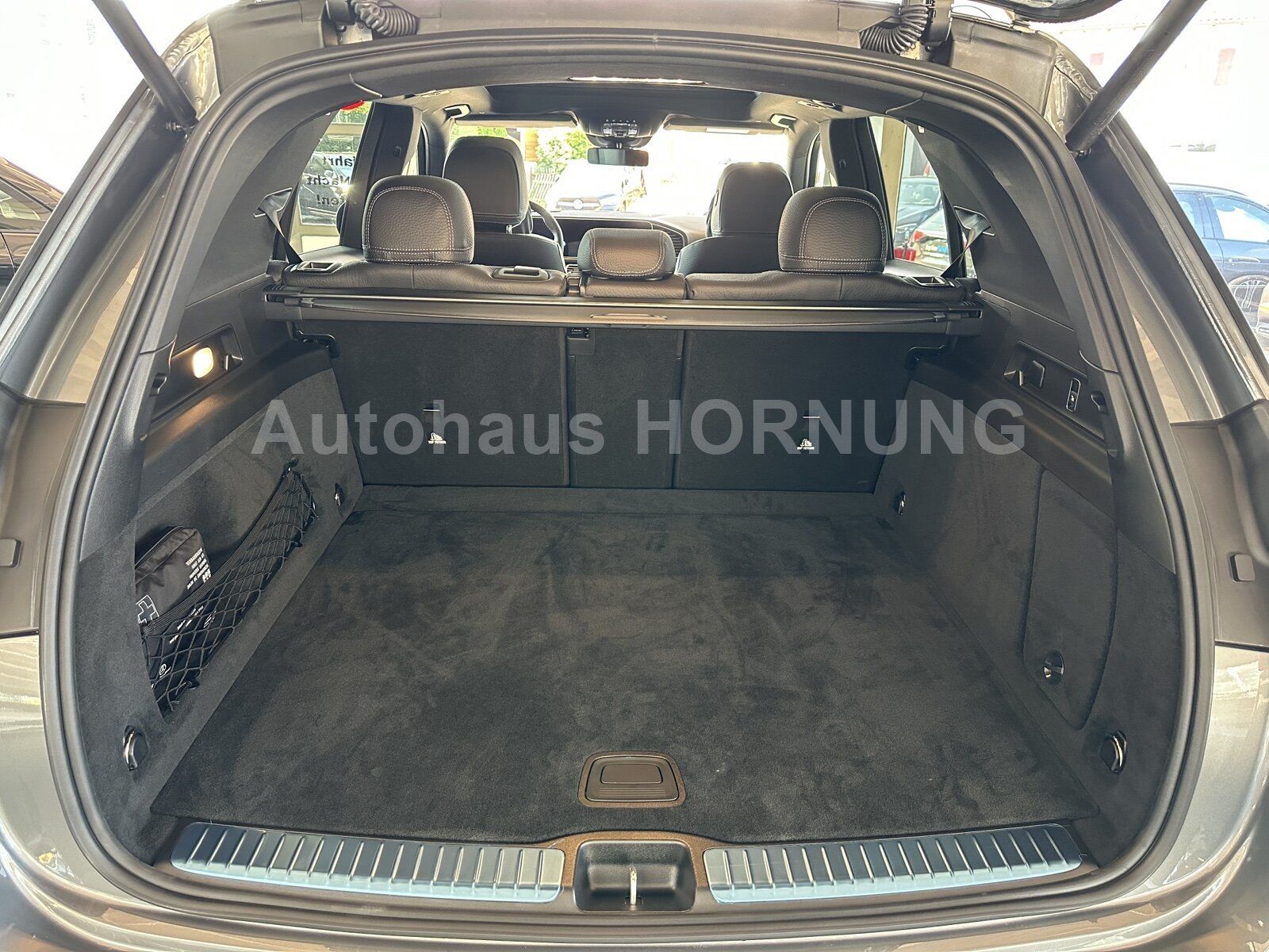 Mercedes-Benz GLE 450d 4M PANOSD AMG NIGHT DISTR 360° AHK BURM