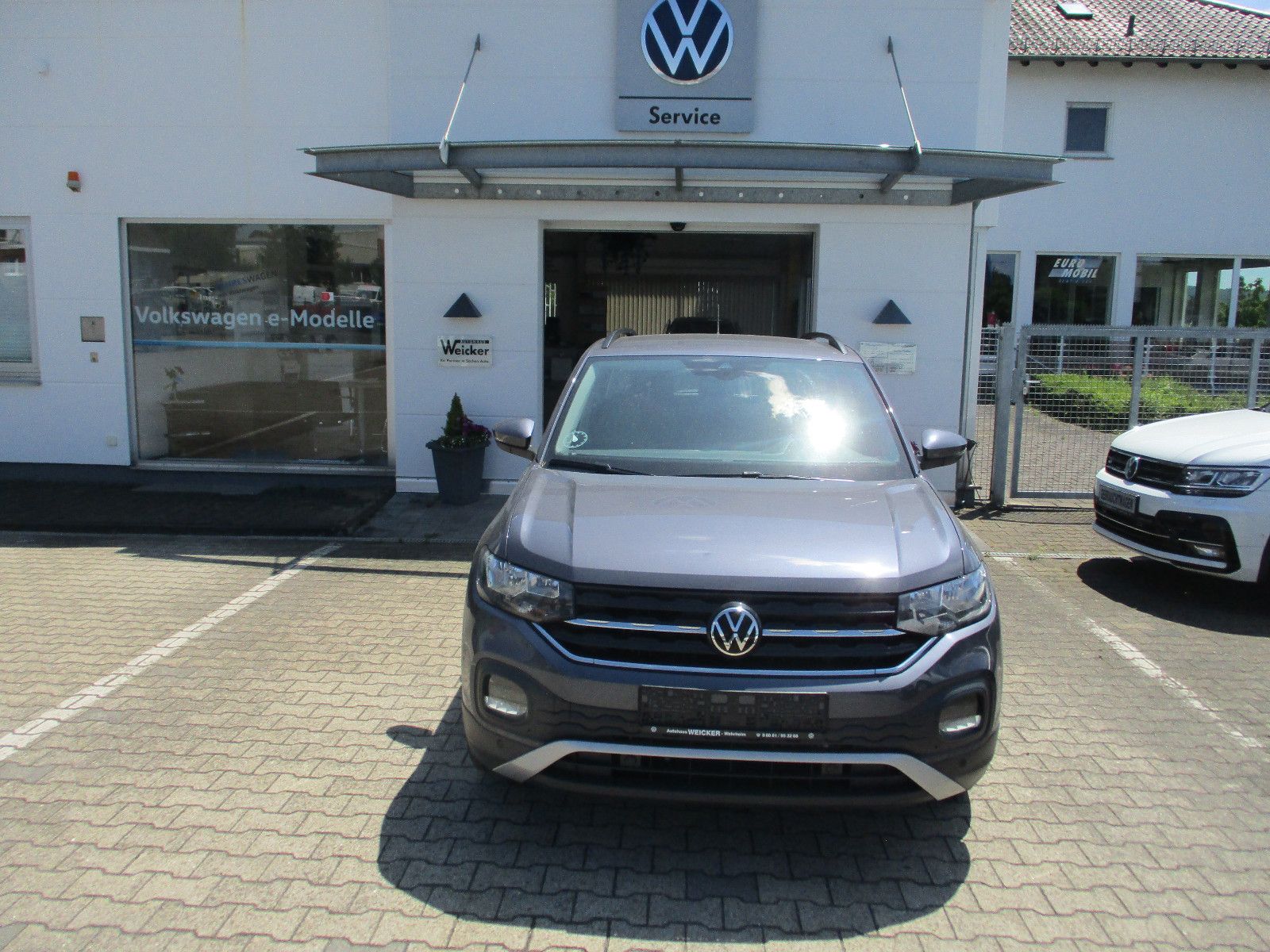 Volkswagen T-Cross Life DSG - Samsaru's Car Outlet