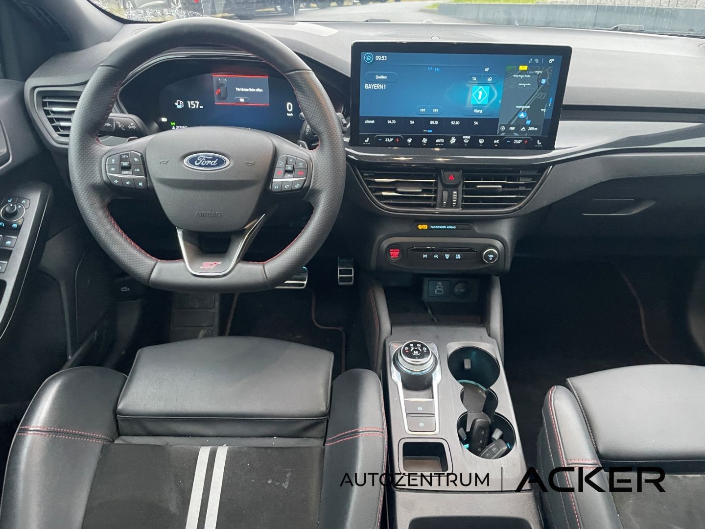 Ford Focus ST X Turnier  2.3 AT. Pano/aAHK/ACC -34%*