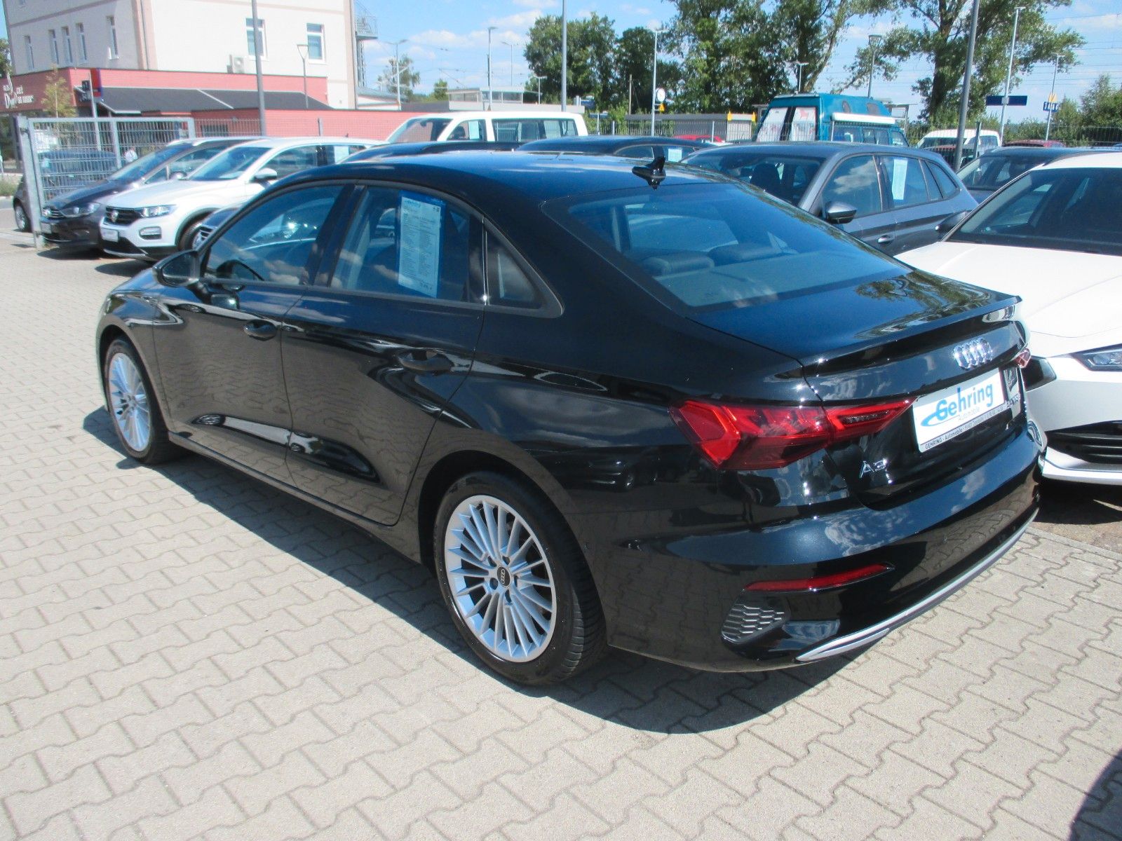 Audi A3 Limousine 35 TFSI Advanced - Samsaru's Car Outlet