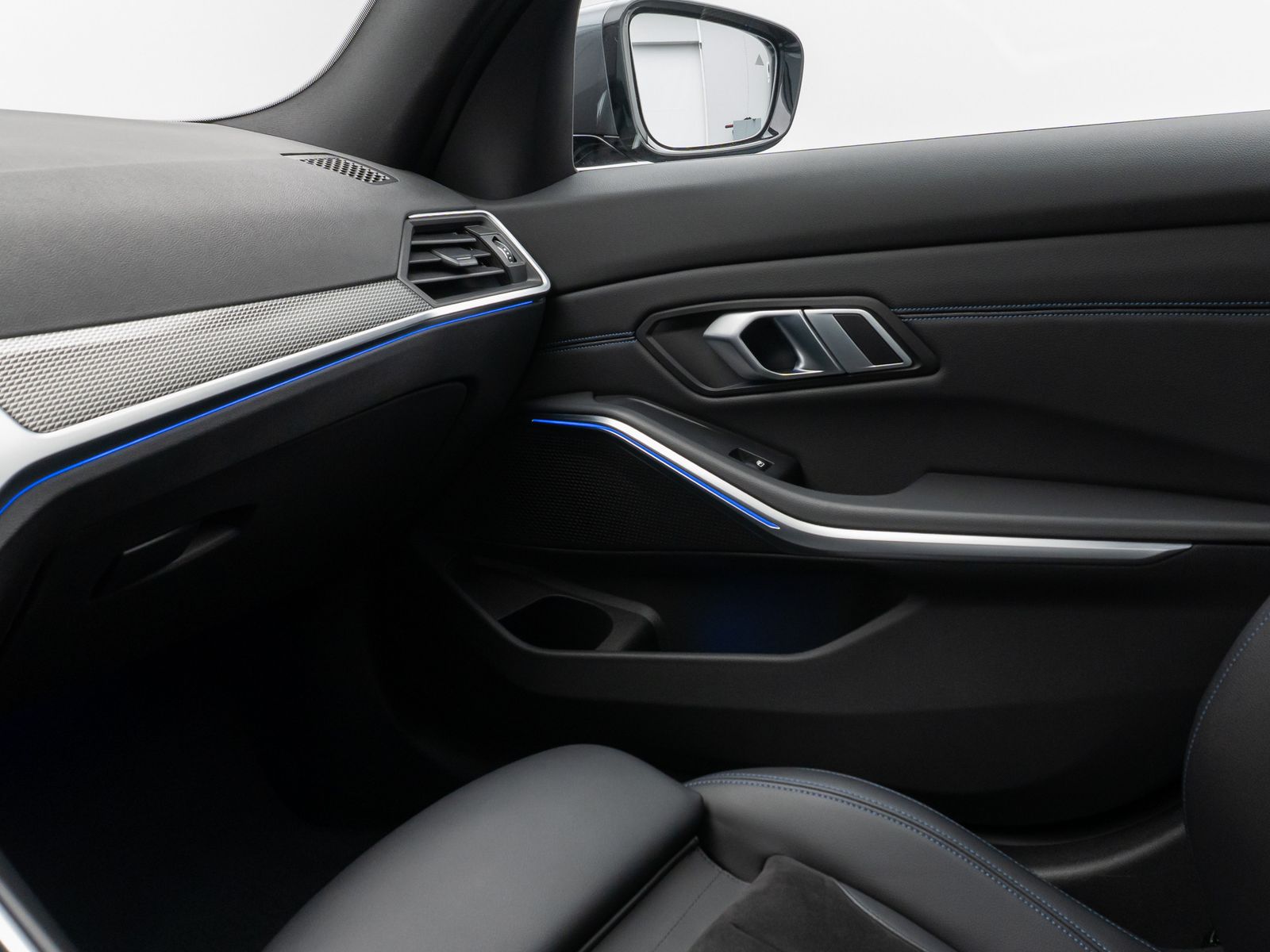 BMW 330i xD M Sport - Samsaru's Car Outlet