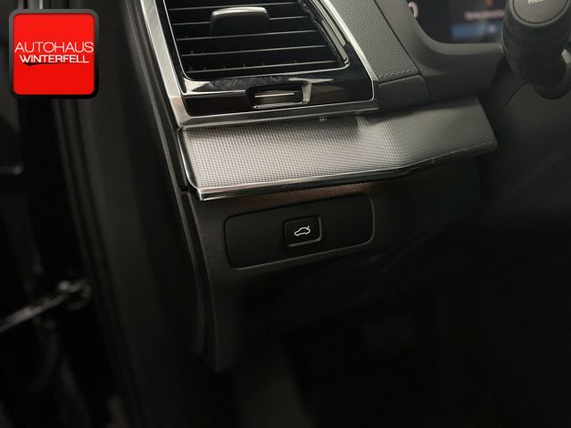 Volvo XC90 B5 D AWD Plus Dark - Samsaru's Car Outlet