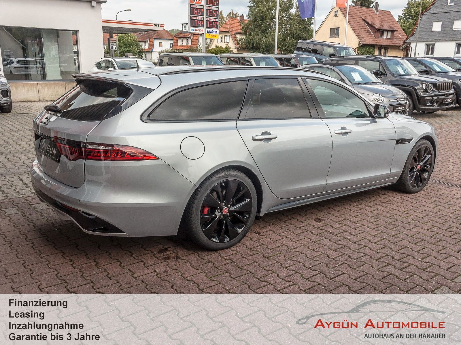 Jaguar XF Sportbrake D200 AWD R-Dynamic Black*AHK*