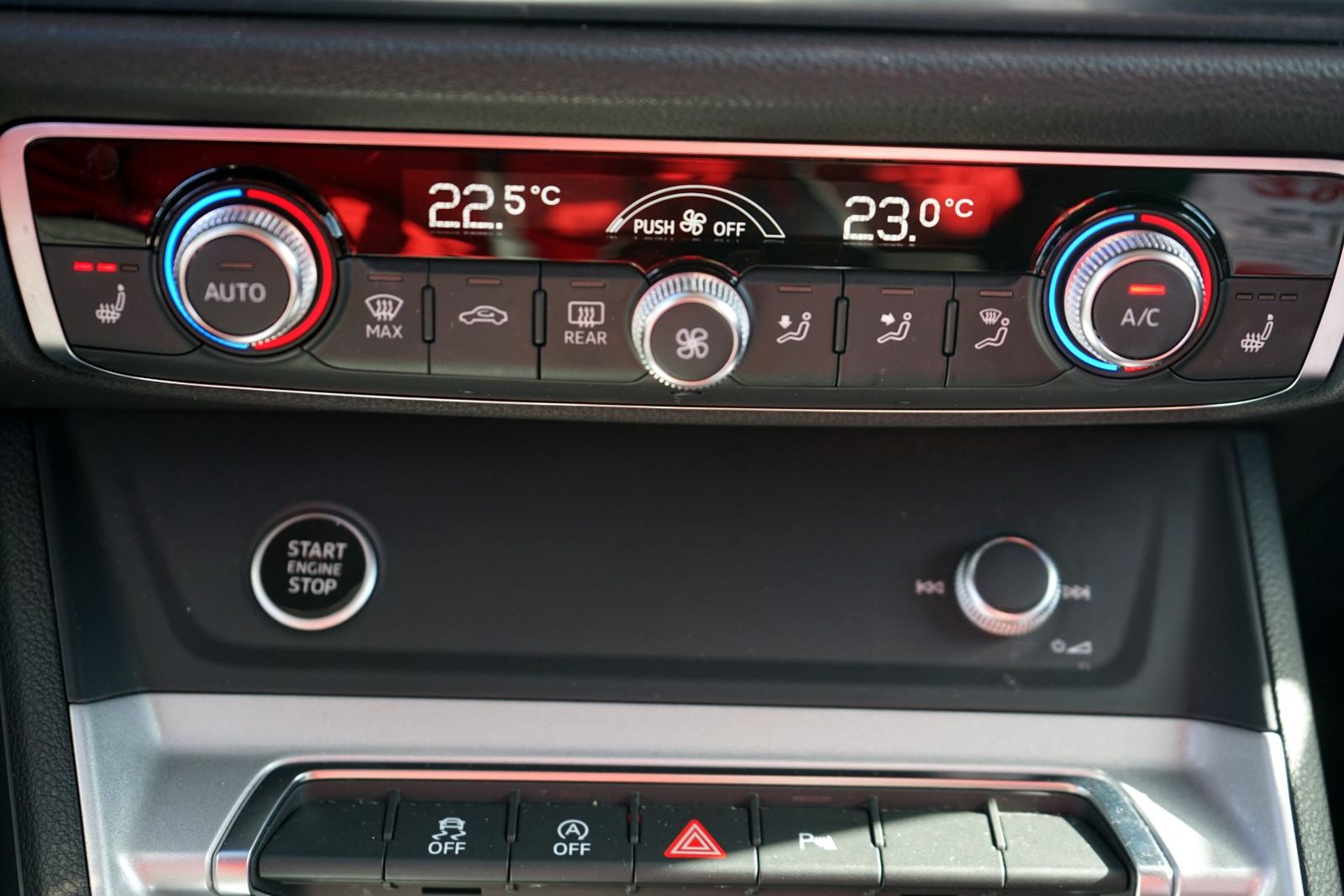 Audi Q3 40 TFSI qu. advanced - Samsaru's Car Outlet