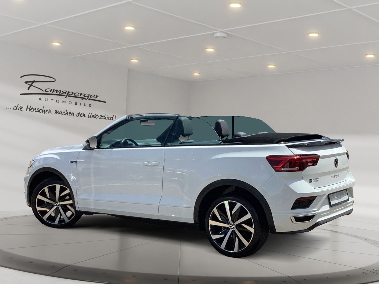 Volkswagen T-Roc R-Line - Samsaru's Car Outlet