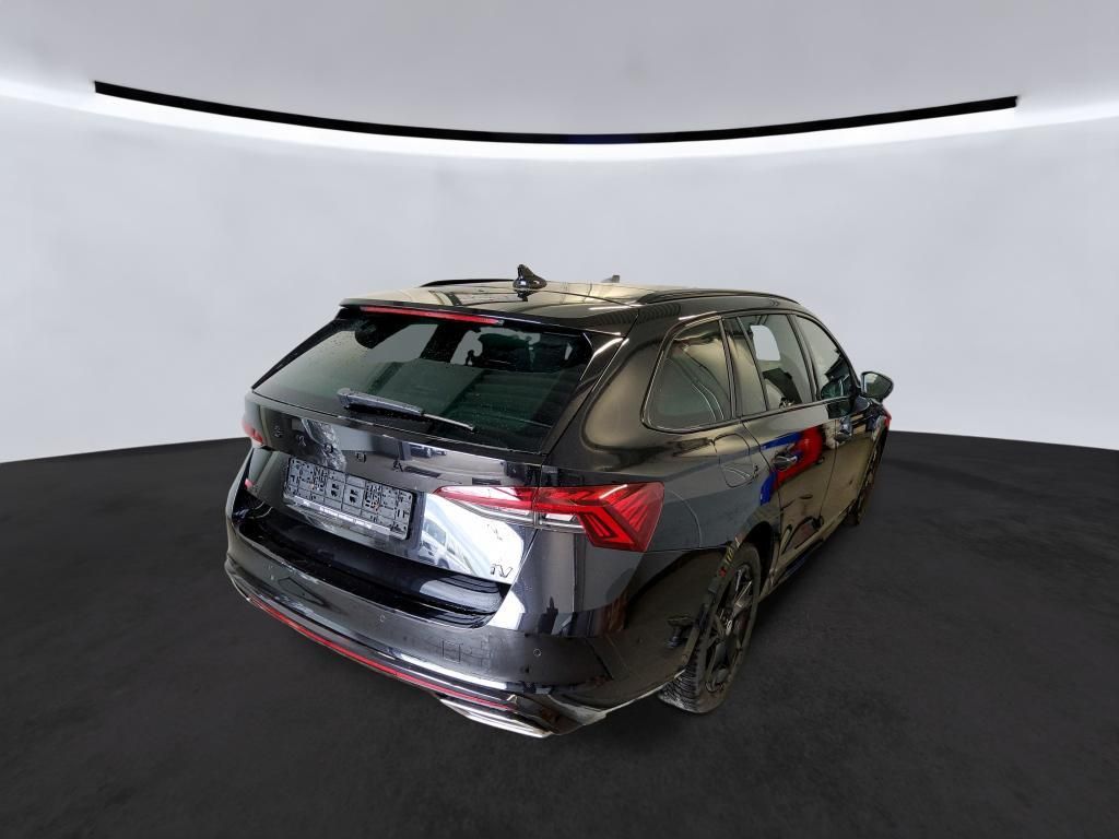 Skoda Octavia Combi 1.4 TSI iV DSG RS Pano AHK Massage