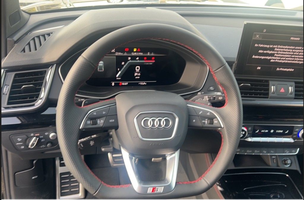 Audi Q5 40 TDI Sportback S line - Samsaru's Car Outlet