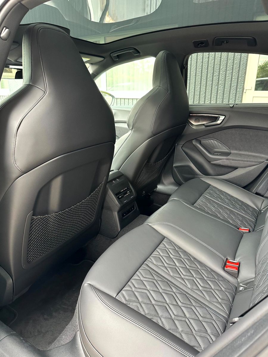 Audi A5 LIMOUSINE QUATTRO S-LINE B&Q DISPLAY AHK FULL
