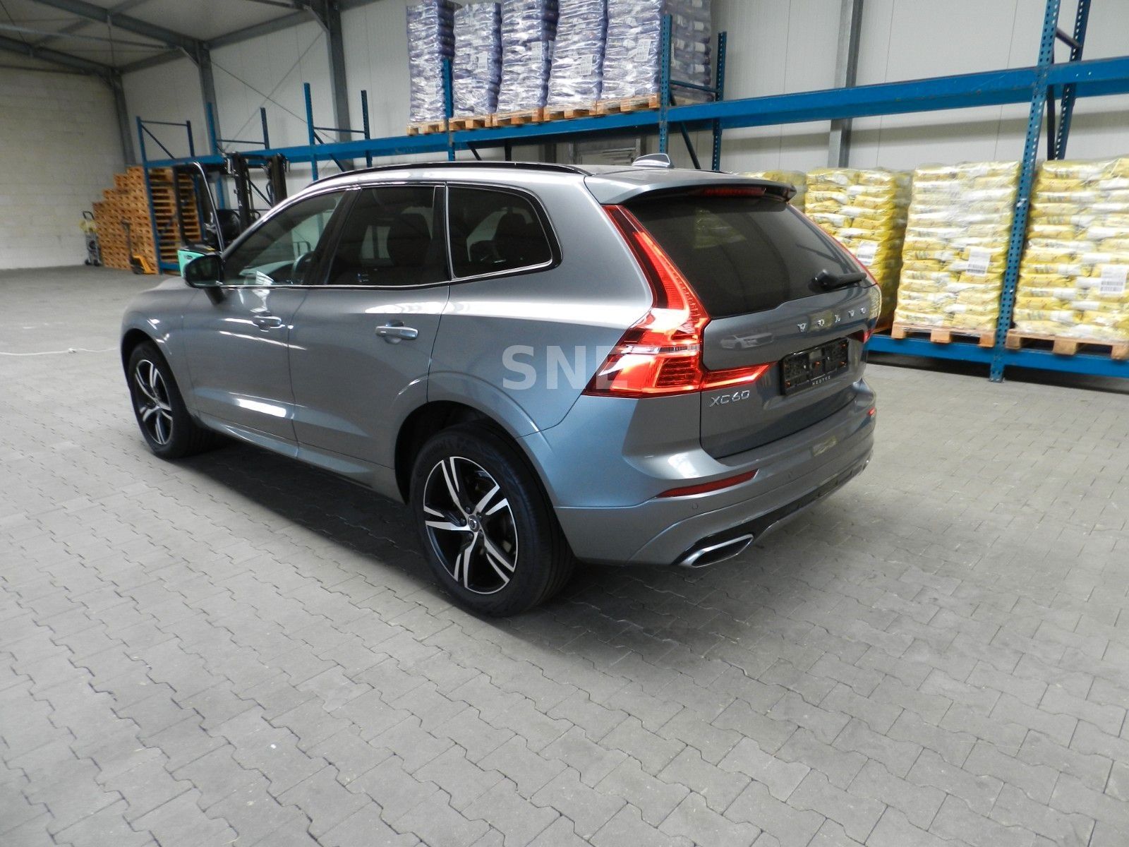 Volvo XC 60 XC60 R Design AWD, Unfallfrei