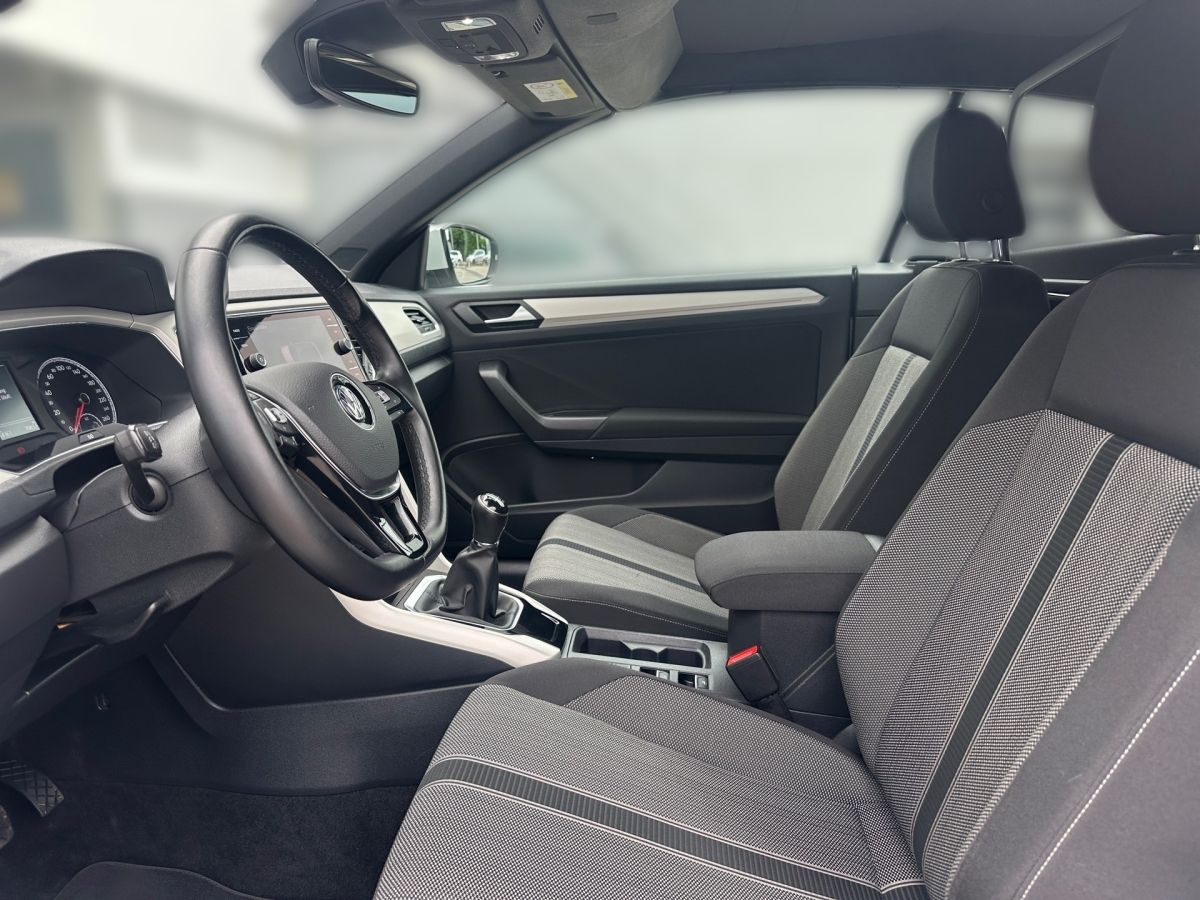 Volkswagen T-Roc Cabriolet 1.0 TSI Style - Samsaru's Car Outlet