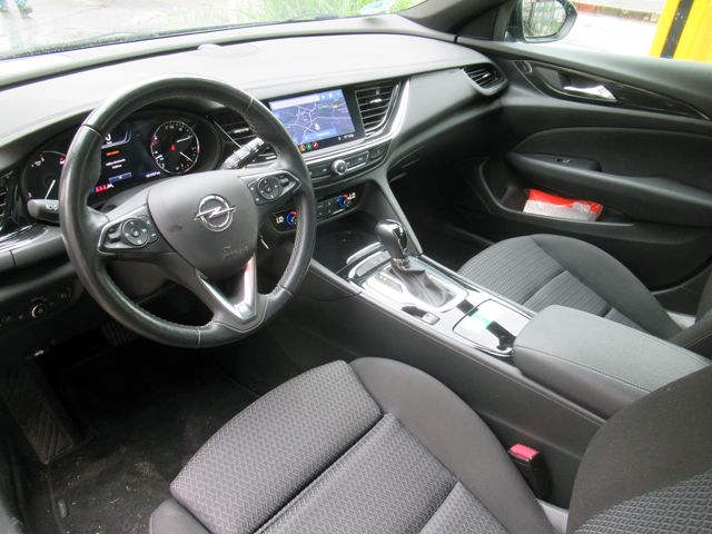 Opel Insignia ST 2.0D Aut.Business - Samsaru's Car Outlet