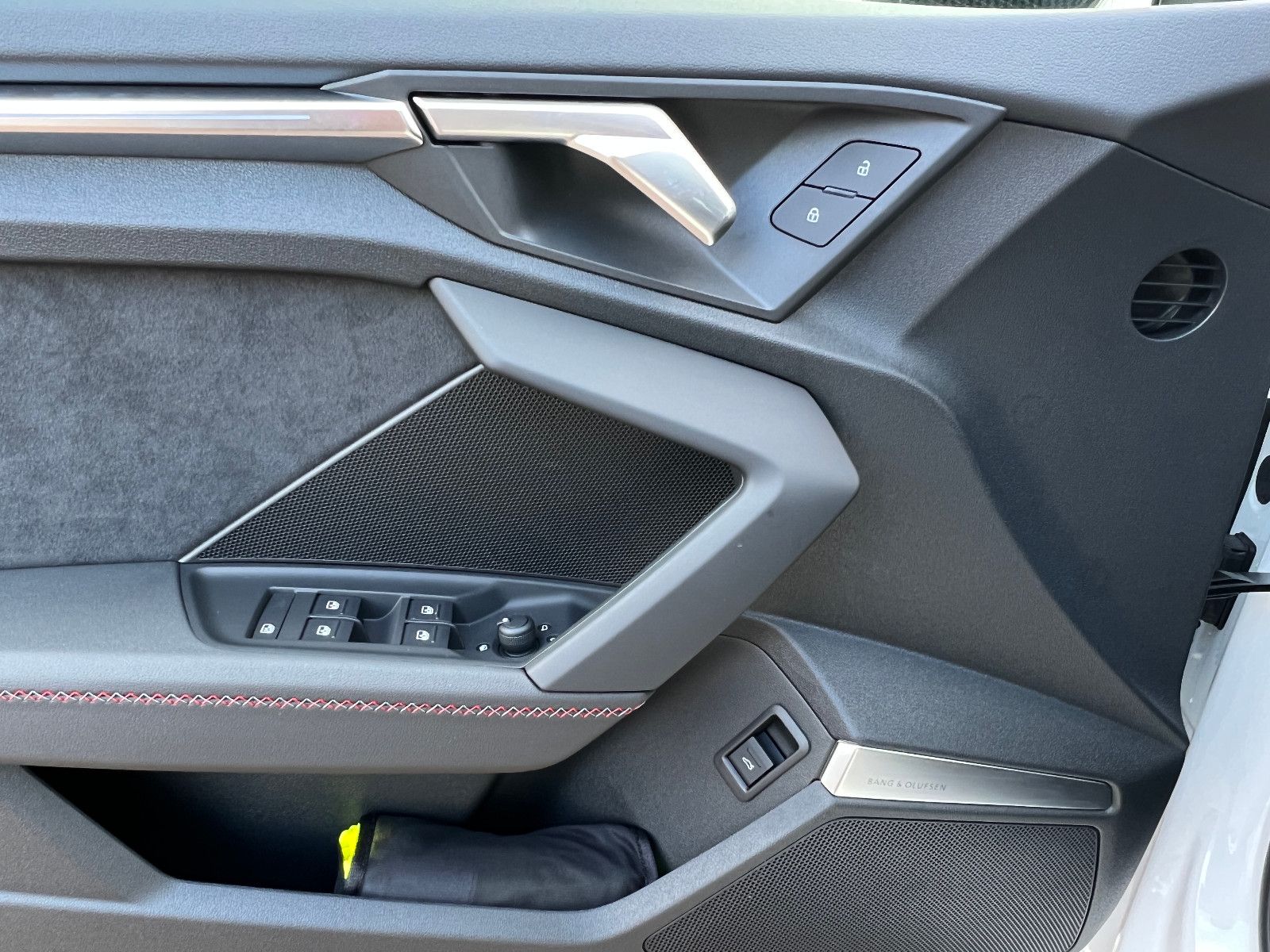 Audi A3 Lim. 3X S-LINE BLACK EDITION PANO HUD CARBON