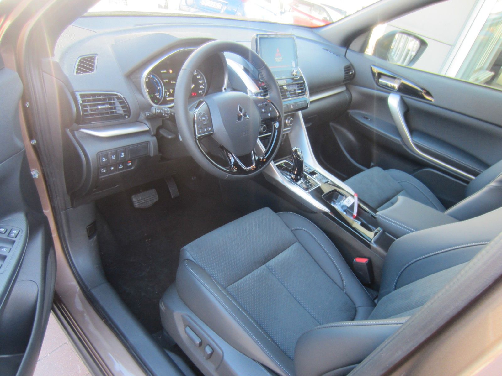 Mitsubishi Eclipse Cross PHEV Select