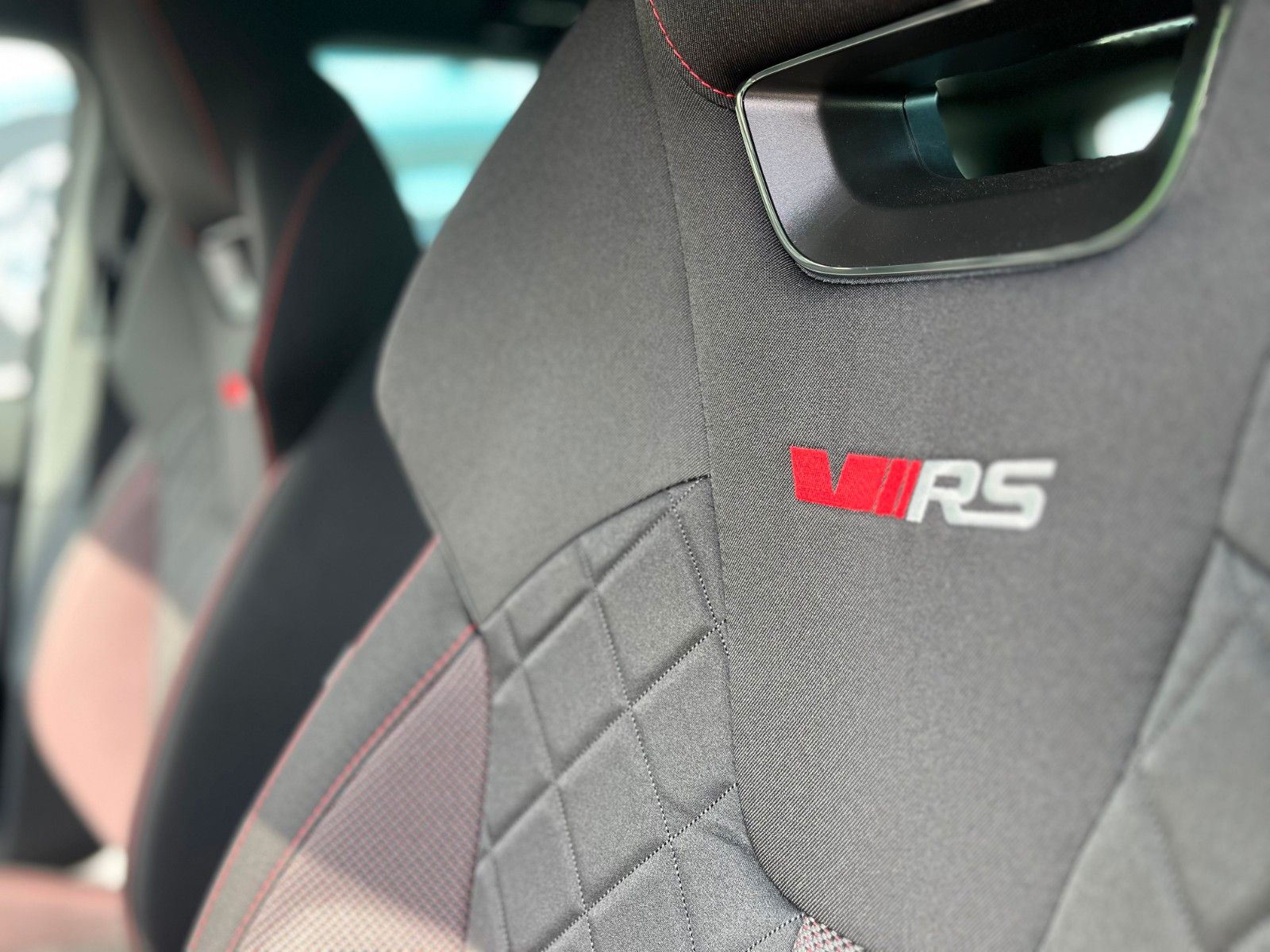 Skoda Octavia RS 2.0TSI - Samsaru's Car Outlet