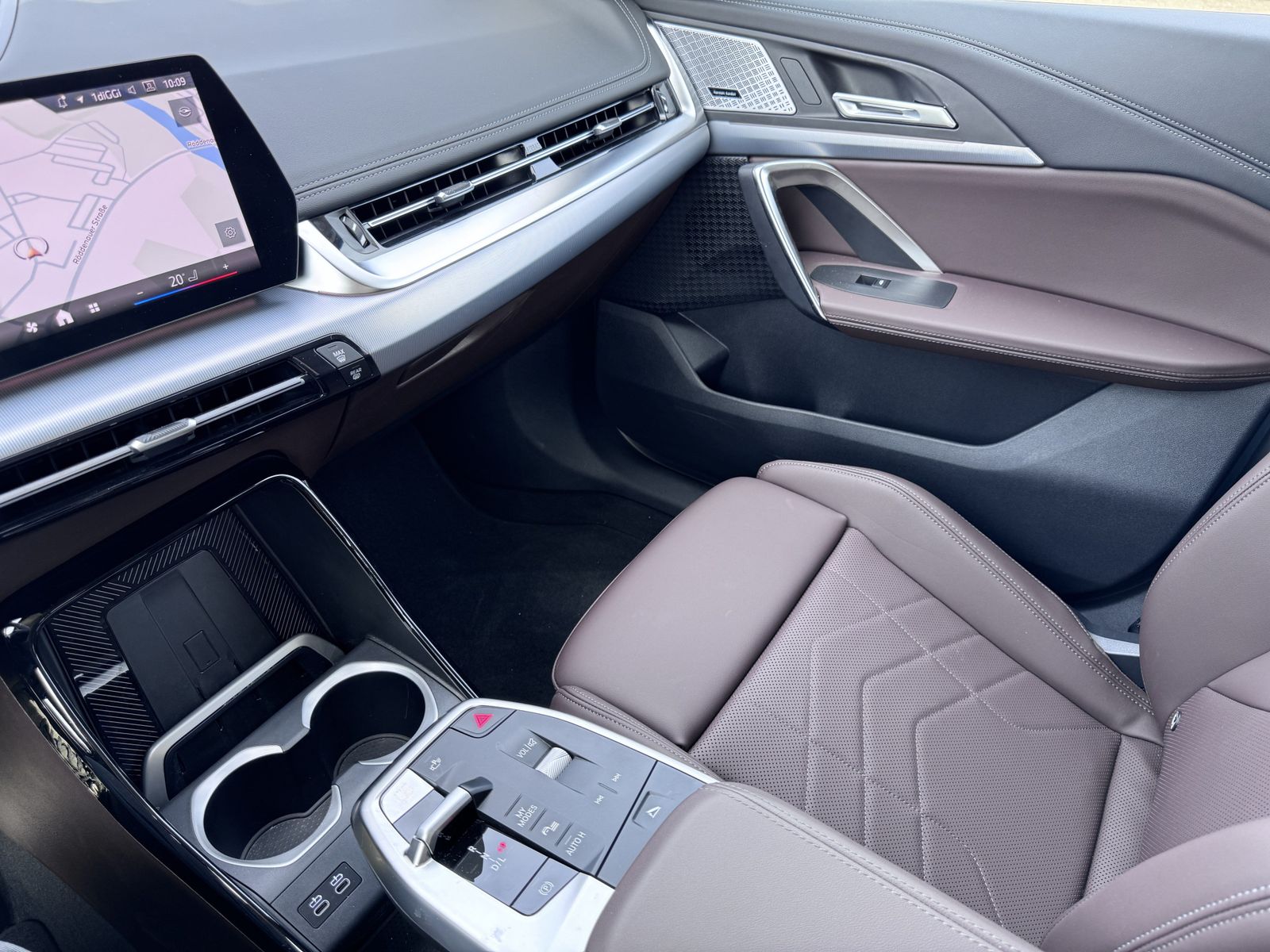 BMW X1 xDrive20d xLine - Samsaru's Car Outlet