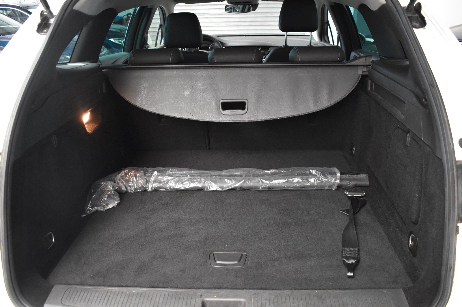 Opel Astra K Sports Tourer Elegance - Samsaru's Car Outlet