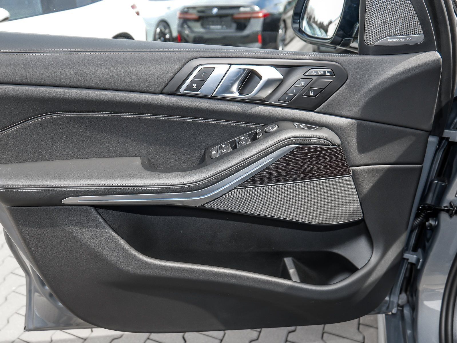 BMW X7 xDrive40d M Sport HUD PANO ACC AHK RFK NAVI