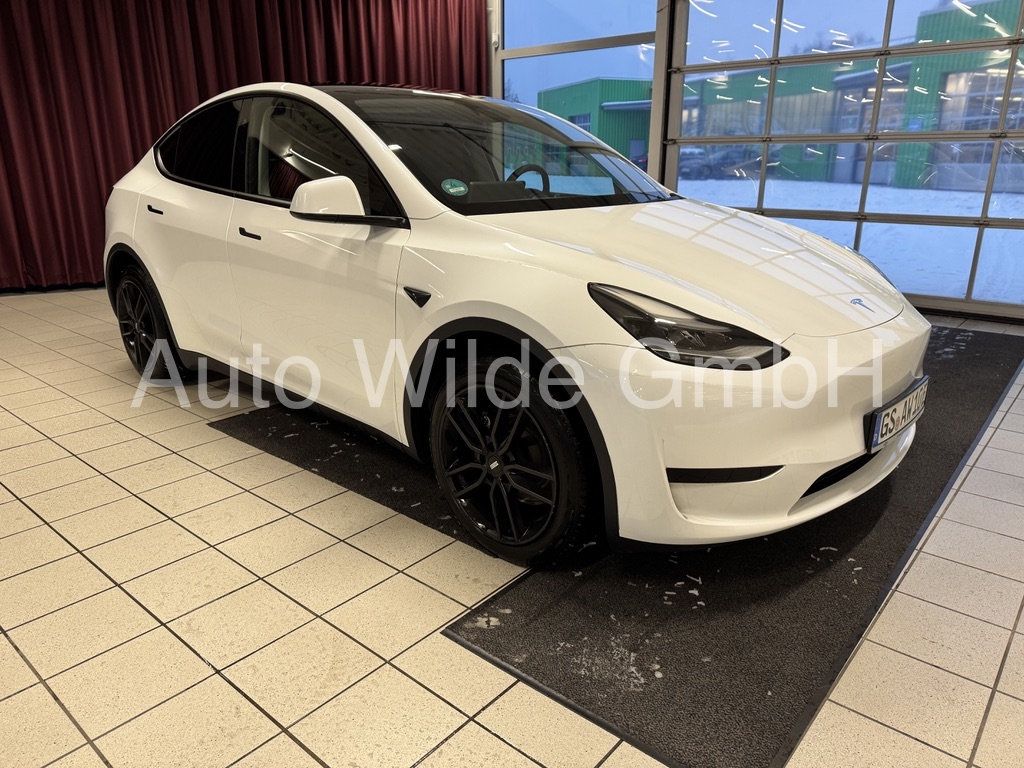 Tesla Model Y Basis RWD