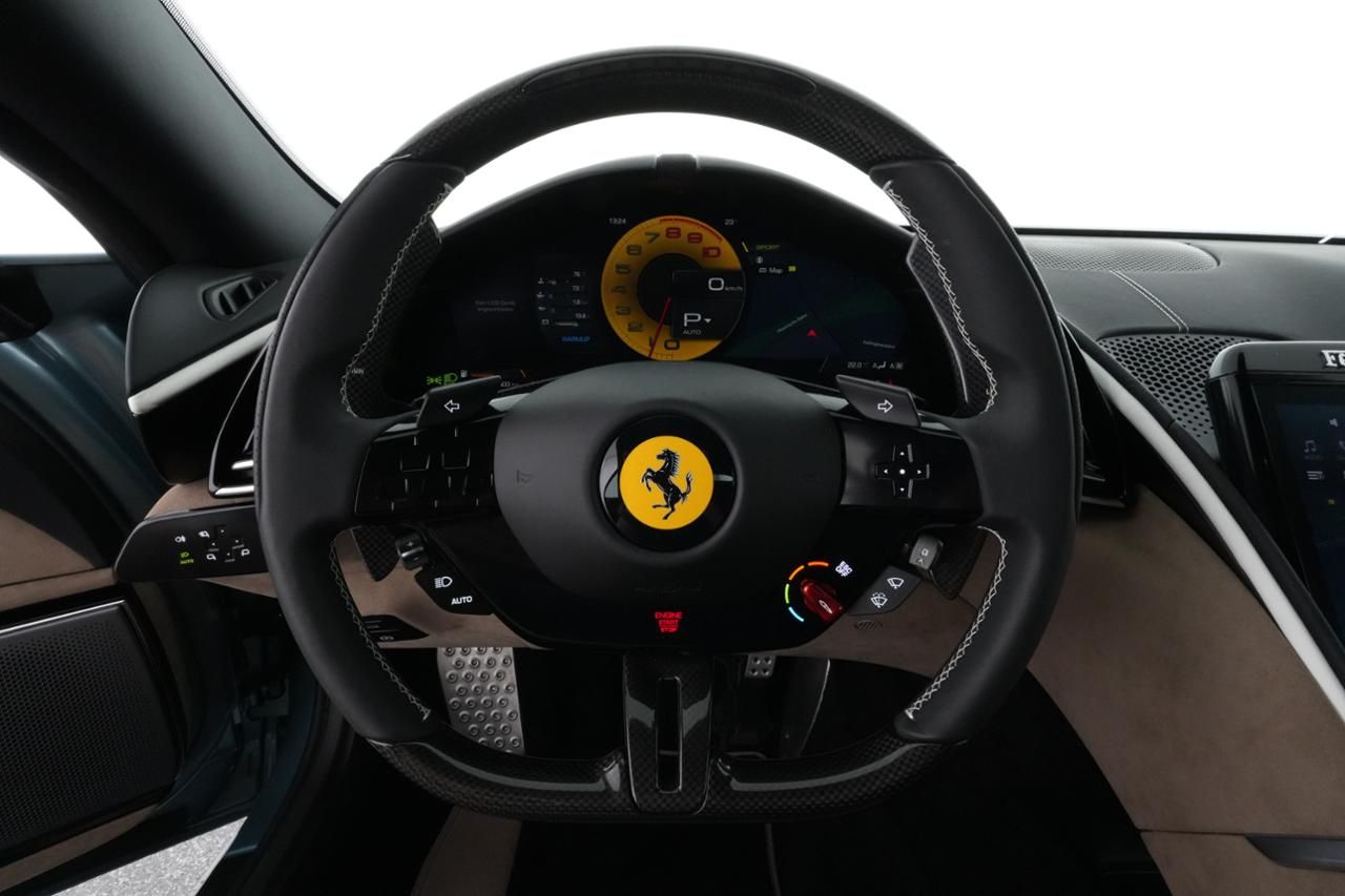 Ferrari Roma Spider - Samsaru's Car Outlet