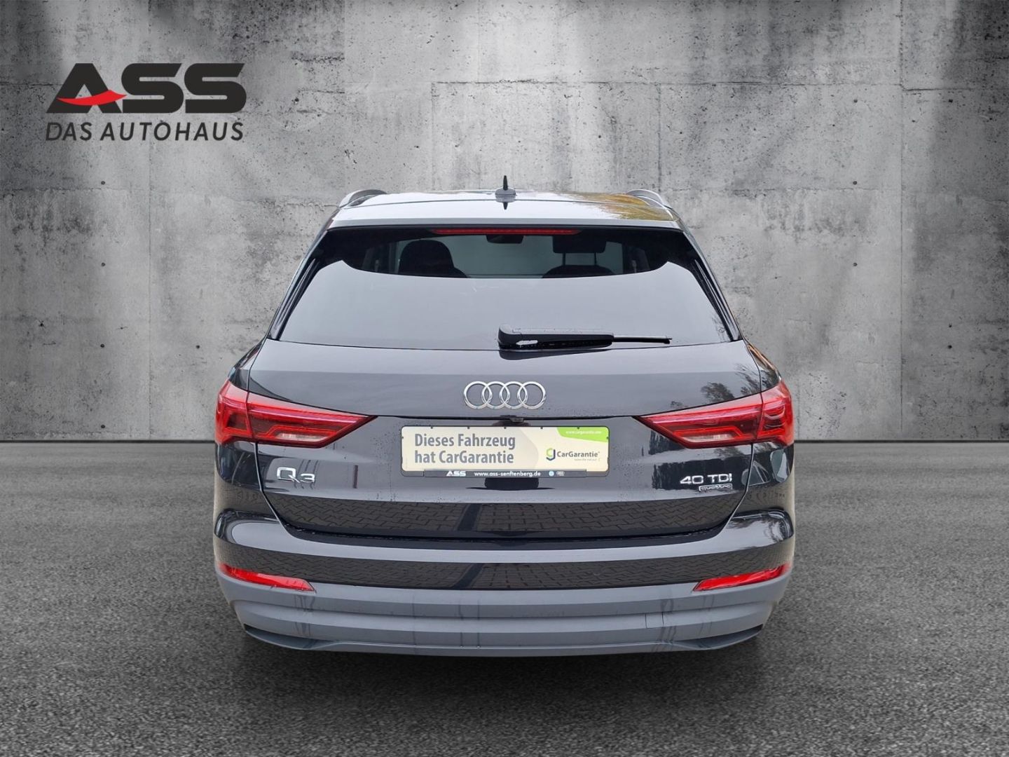 Audi Q3 40 2.0 TDI quattro - Samsaru's Car Outlet