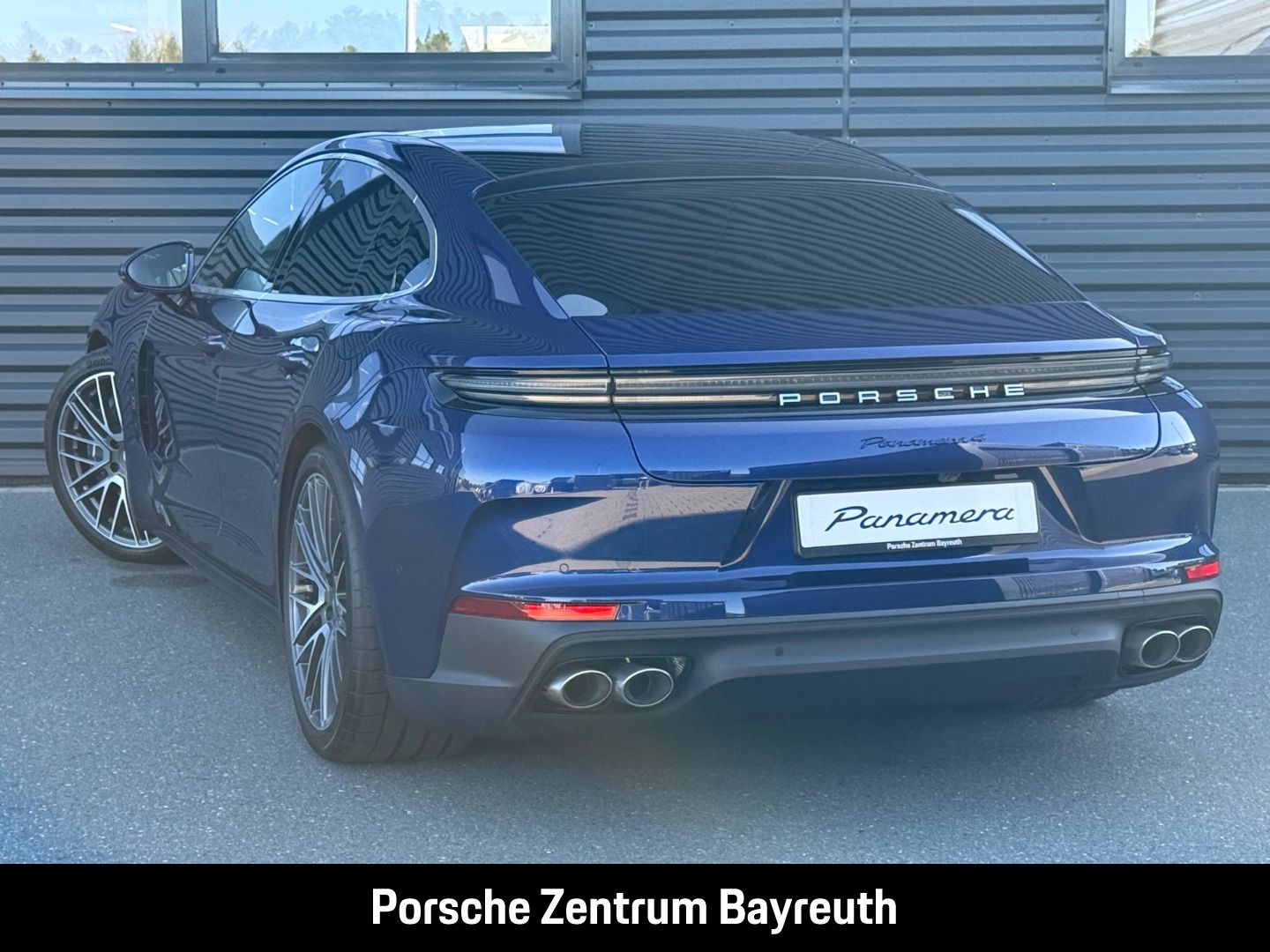 Porsche Panamera 4 E-Hybrid*0,5%*HD-MATRIX*HAL*MASSAGE*