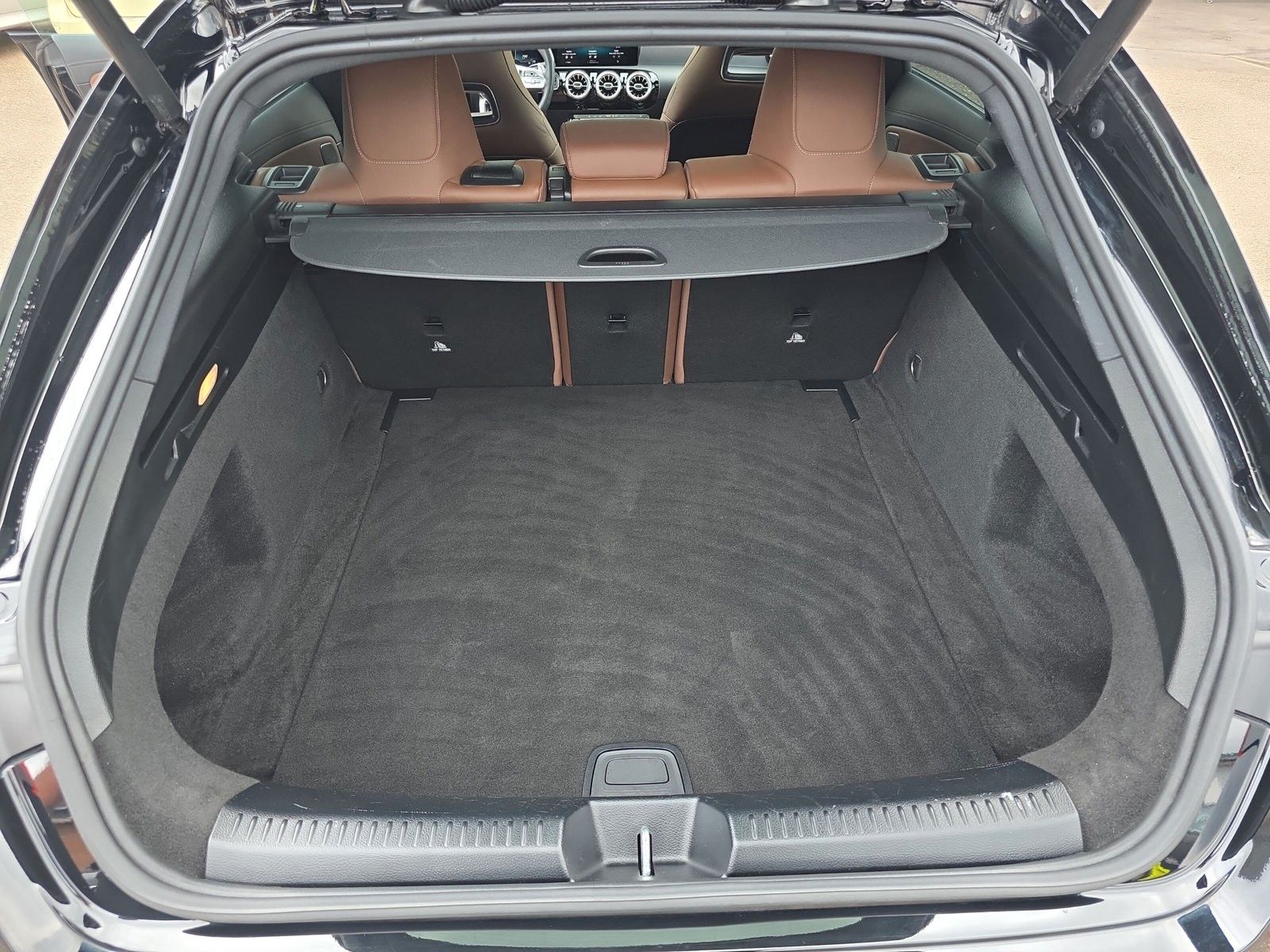 Mercedes-Benz CLA 35 AMG Shooting Brake - Samsaru's Car Outlet