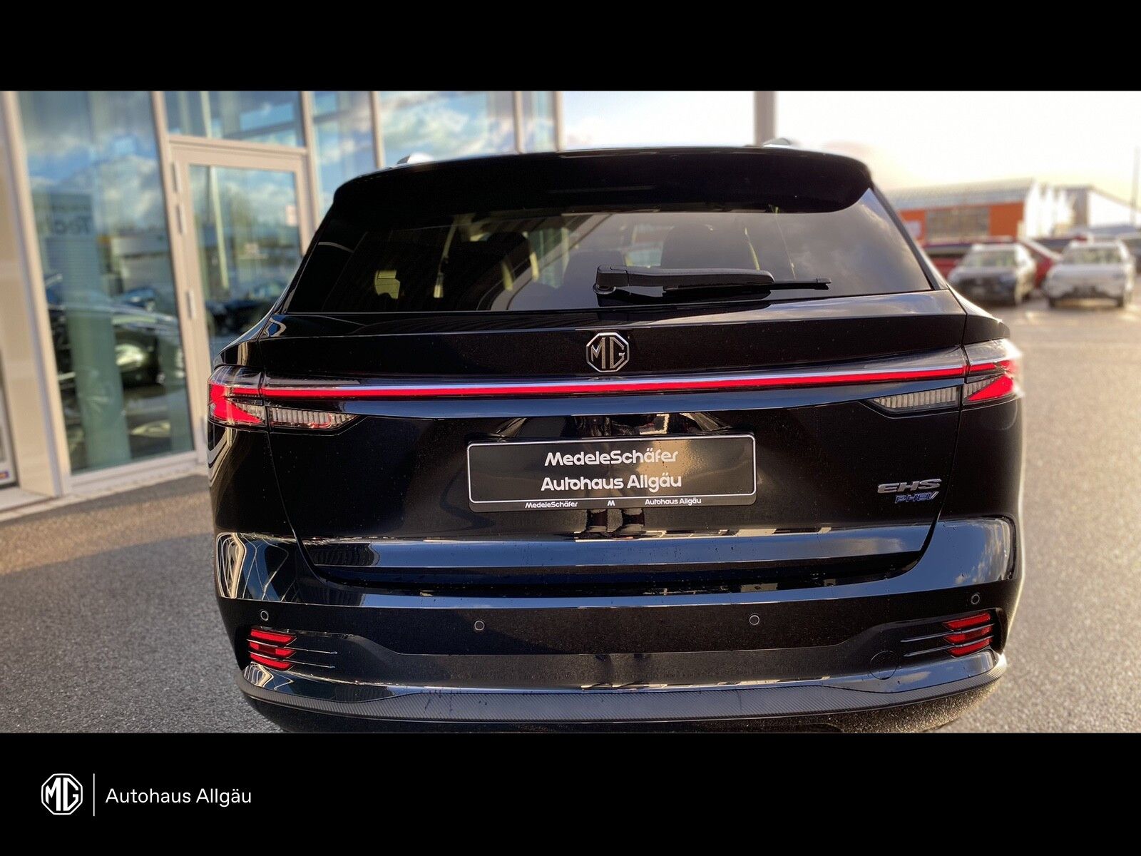 MG HS PHEV Luxury 360°+SHZ+LED+NAVI+CAR PLAY