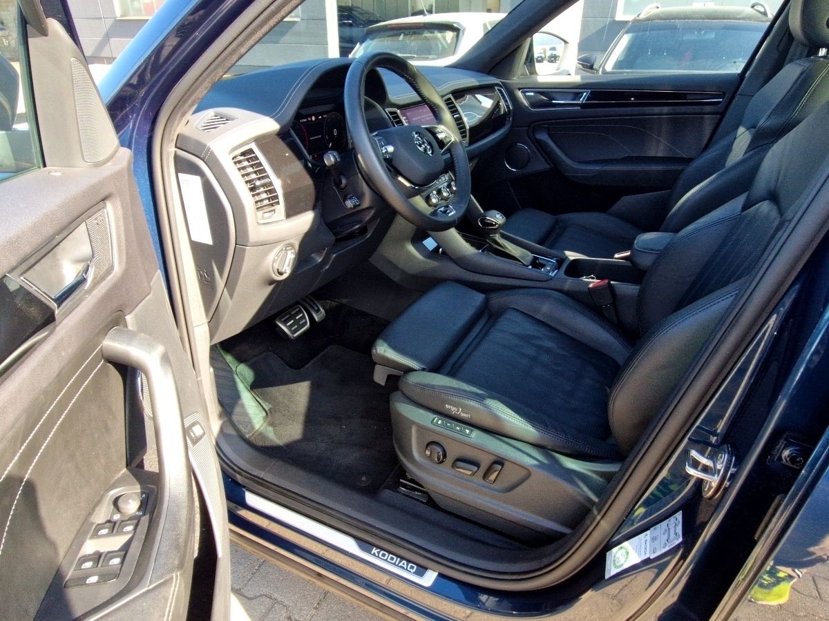 Skoda Kodiaq 2.0 TDI L&K DSG 4x4 Matrix Navi AHK Pano