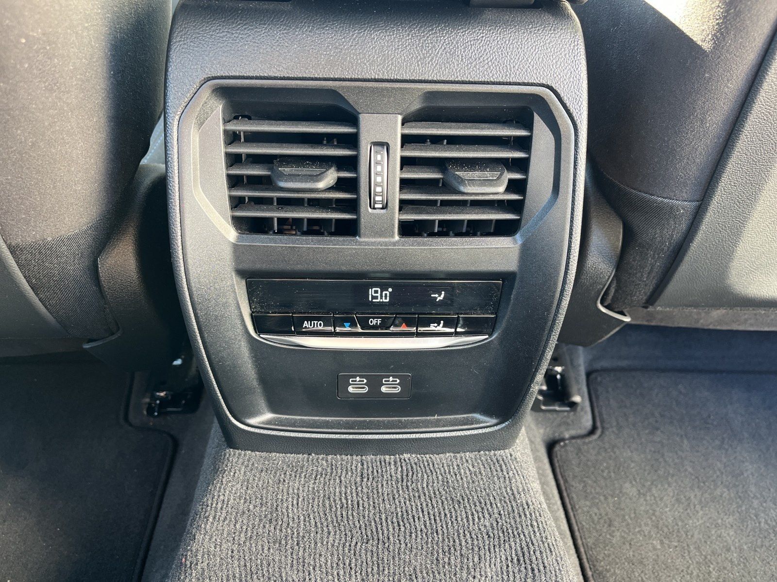 BMW 330e Touring M Sportpaket Head-Up HK HiFi DAB