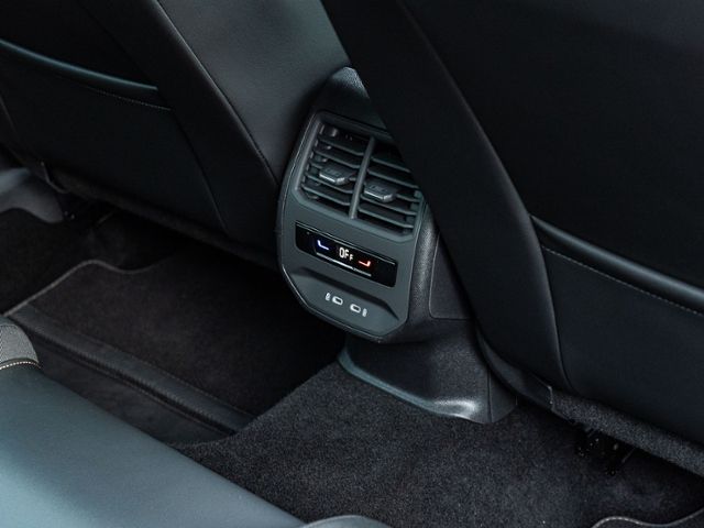 Cupra Formentor 2.0 TSI DSG 4Drive VZ *AHK*PANO*BEATS*