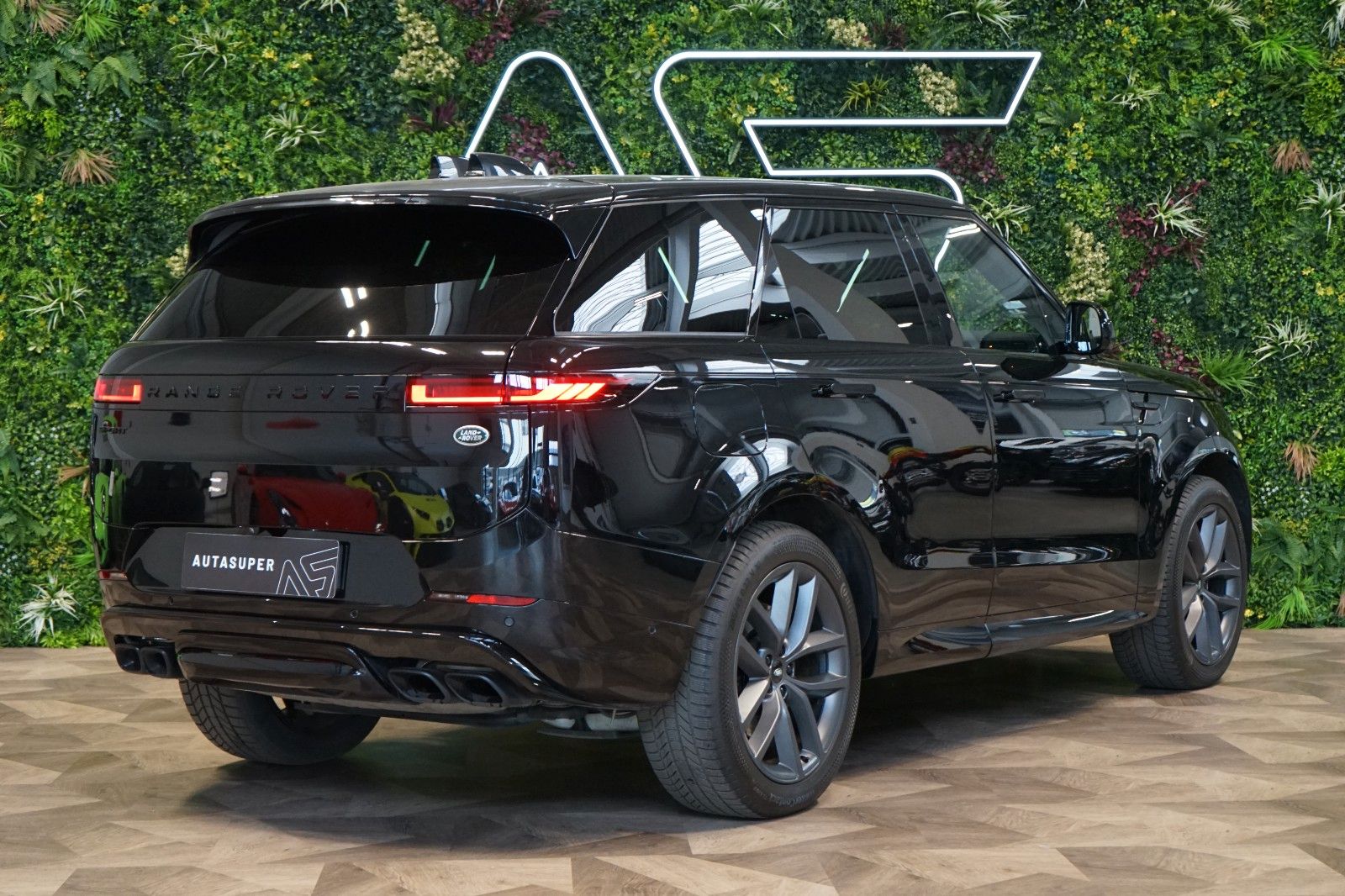 Range Rover SPORT First Edition - Samsaru's Car Outlet
