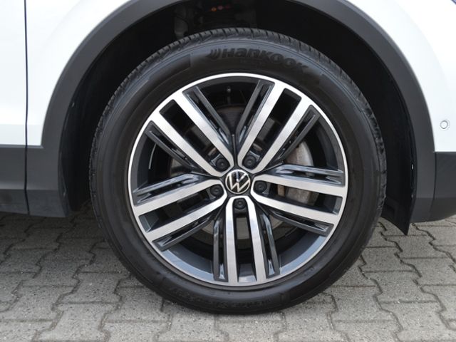 Volkswagen Tiguan 1.4 TSI eHybrid Elegance - Samsaru's Car Outlet