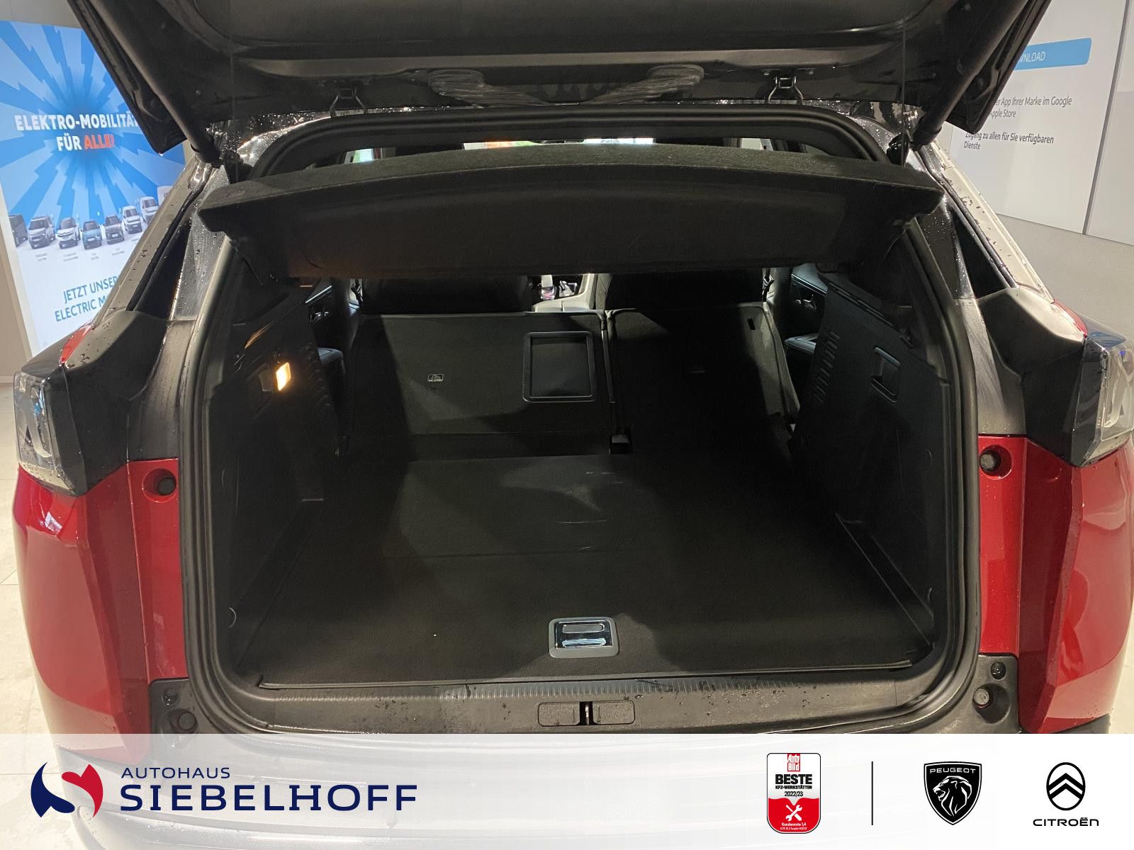 Peugeot 3008 GT Pack HYBRID4 300 e-EAT8 *Leder*Pano*