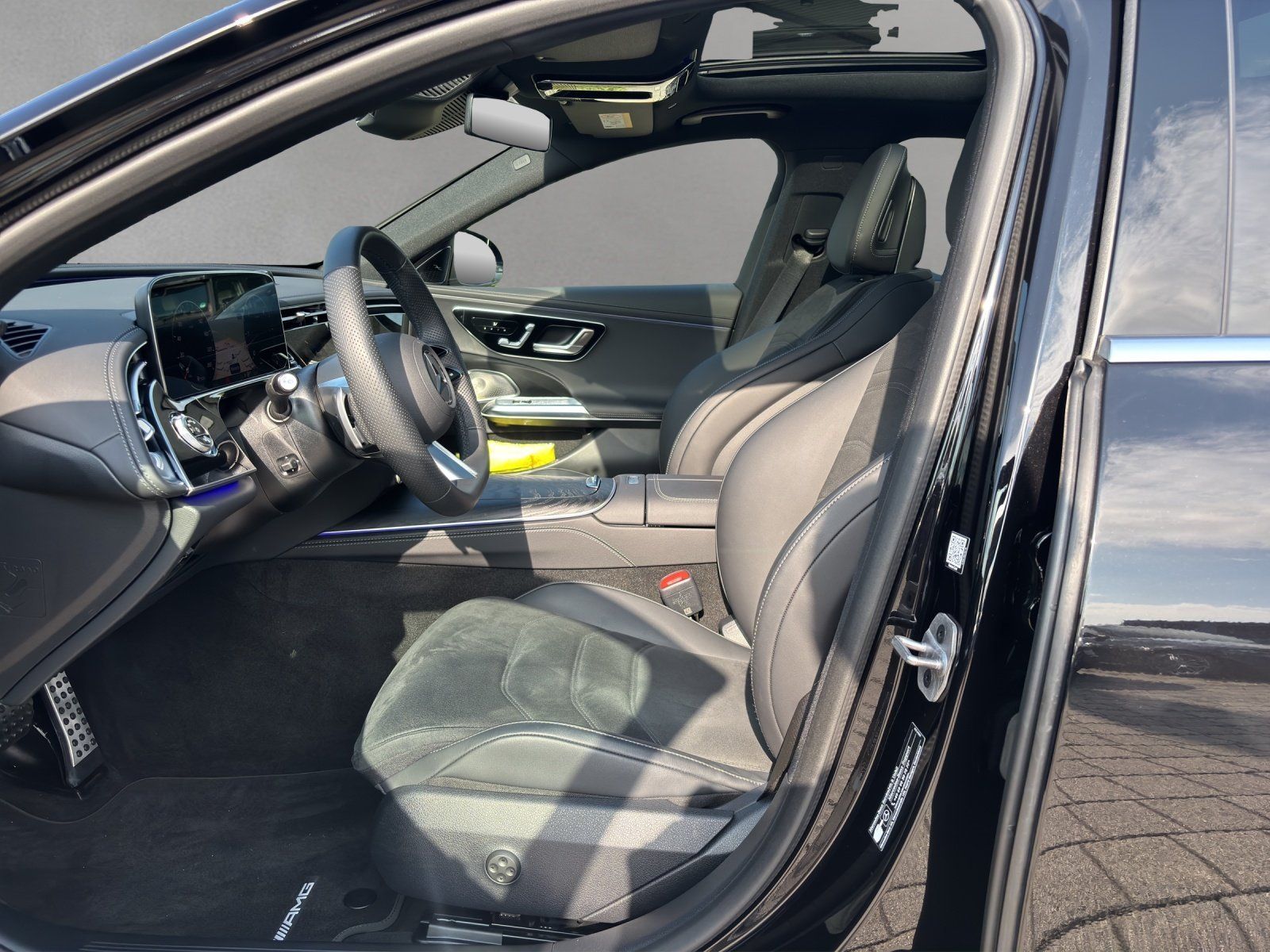 Mercedes-Benz E 450 d AMG Advan+ HYPER Pano FahrAssi KeyGo 20"