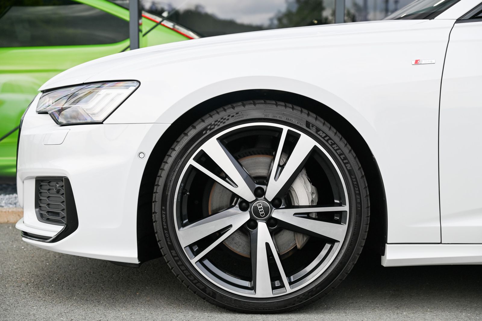 Audi A6 Avant 50 TDI quattro S line - Samsaru's Car Outlet