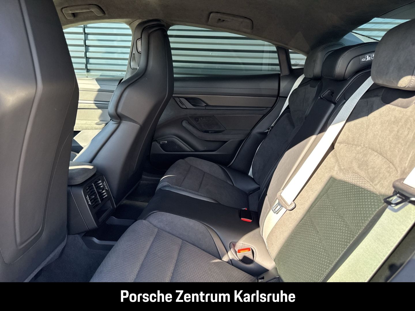 Porsche Taycan GTS BOSE InnoDrive Rückfahrkamera LED