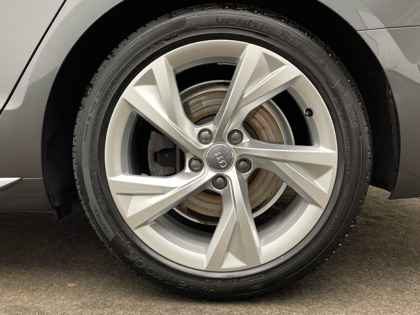 Audi A4 Avant S line 40 TDI S tronic - Samsaru's Car Outlet