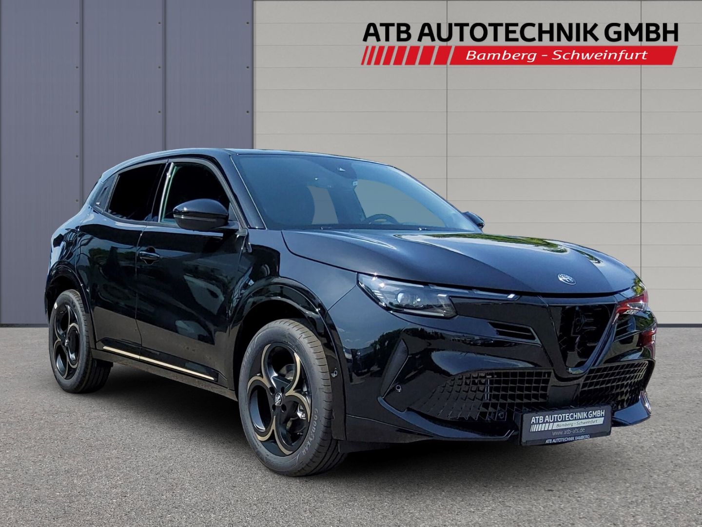 Alfa Romeo Junior Intensa Sondermodell, SHZ, Navi, 360°, 1,