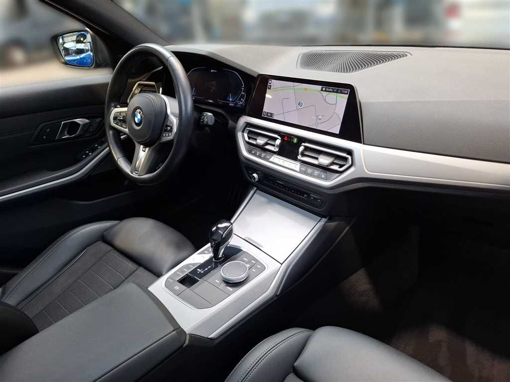 BMW 330e Touring Advantage Steptronic - Samsaru's Car Outlet