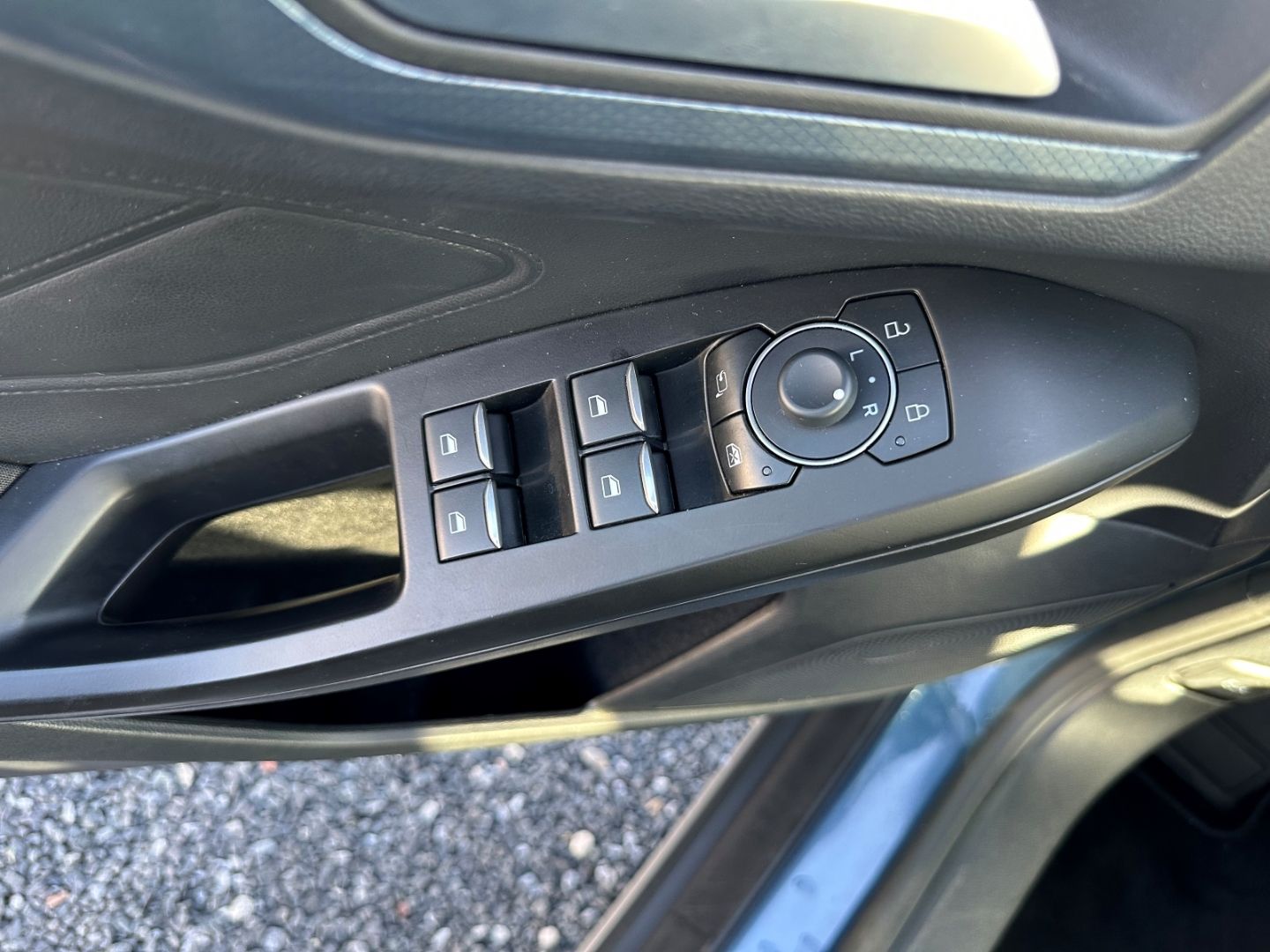 Ford Focus 1.0 Active Eco Automatik Navi  Mehrzonenkl