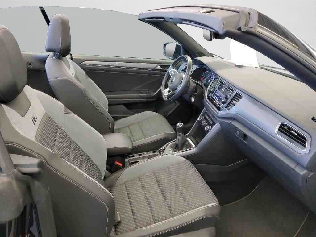 Volkswagen T-Roc R-Line - Samsaru's Car Outlet