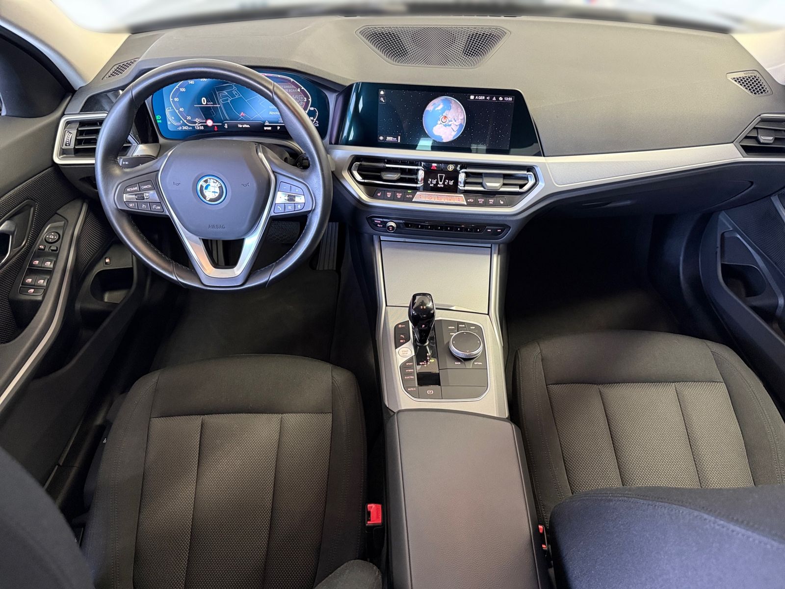 BMW 320e Limousine - Samsaru's Car Outlet