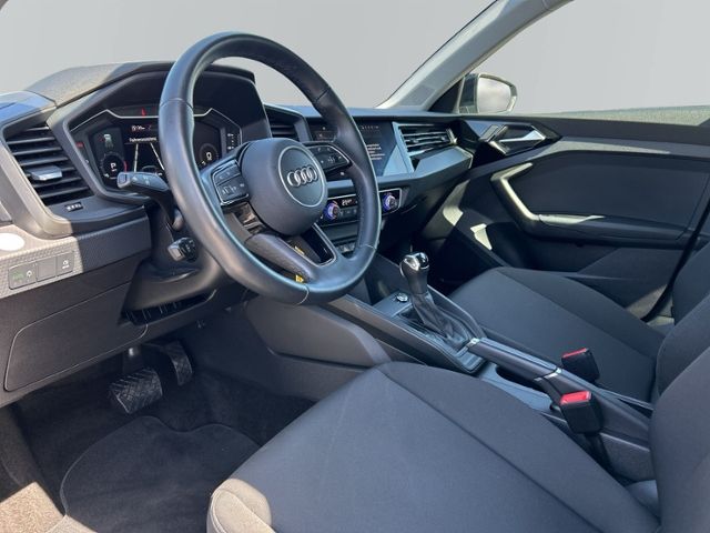 Audi A1 citycarver 30 TFSI S tronic
